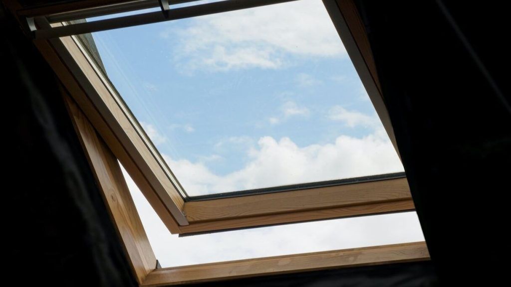 Jak uszczelnić okna - dachowe okna